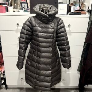 The North Face Women's Gray Puffer Coat